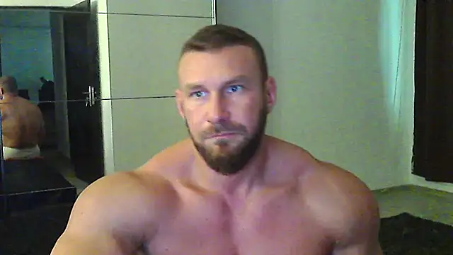muscularkevin webcam