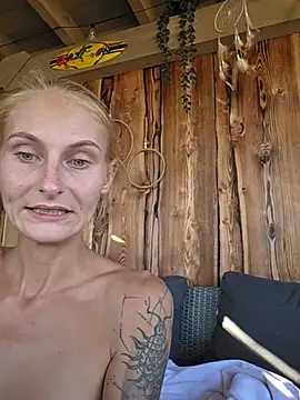 LessiaMia webcam