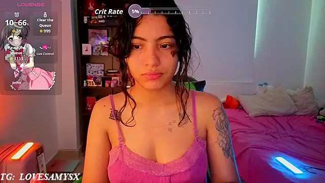 Lovelyamyy webcam