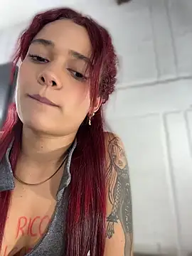 amber_sparkle webcam