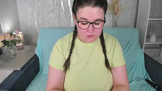 Miss_Triss webcam