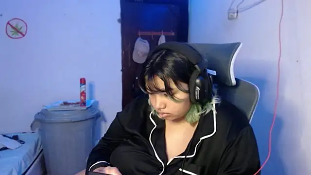 kimy_19 webcam