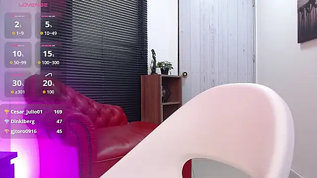zoe_lynch77 live cam on StripChat