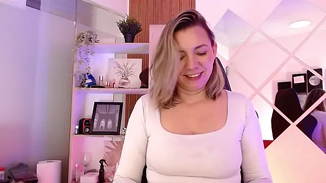 milfsecret69 webcam