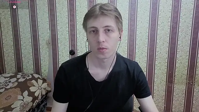 darien_brown's live room