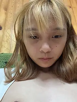 yangyang520-18girl webcam