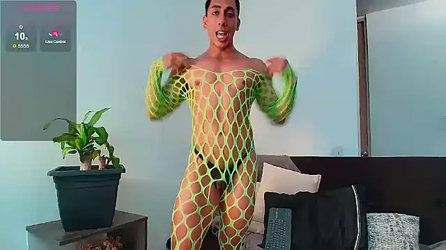 Lucio__Fox webcam
