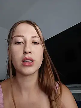 Susiee_Redd webcam
