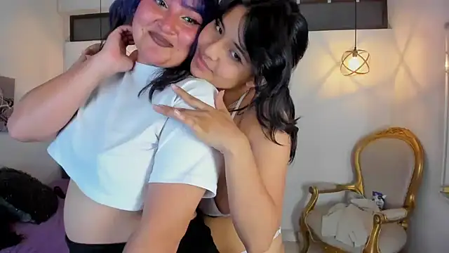 Liily_Foxxy webcam