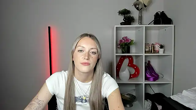 live chat free EvelynBlond