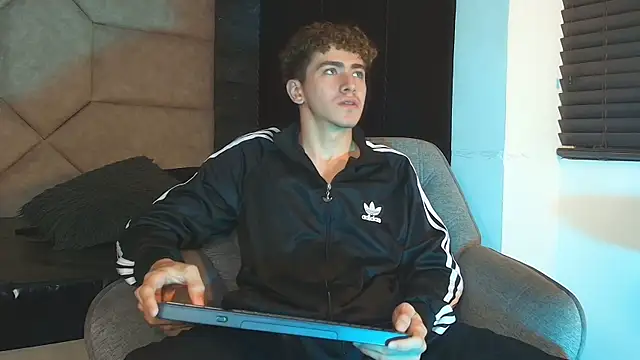 Tyler_Mcrey webcam