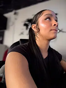 isabella-teen (F teen) - Take off my shirt🍒