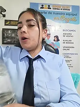 MAYE__13 webcam