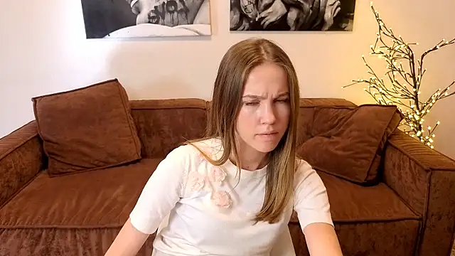 LoveXLexi live cam on StripChat