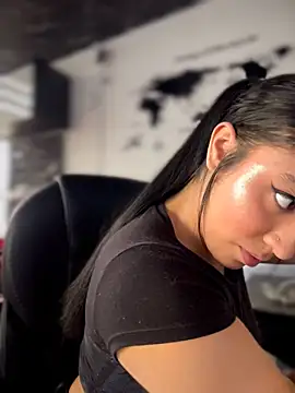 Isabella-Teen