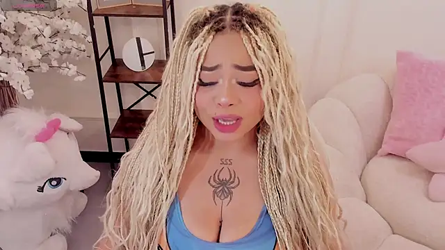 conny__curly webcam