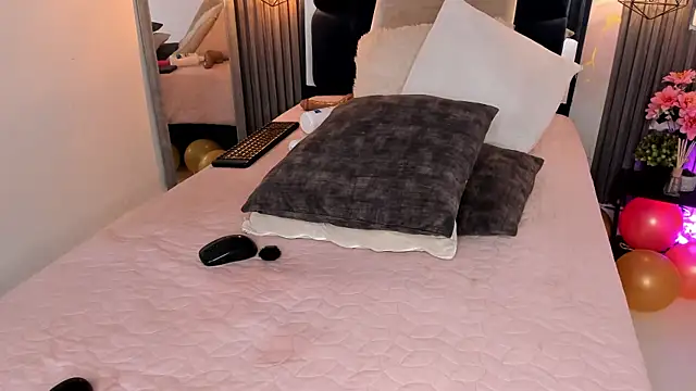 kristakinnky webcam