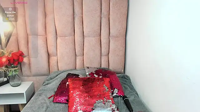 Issa_Milf__ webcam