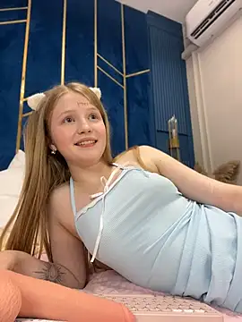 LilianHowards webcam