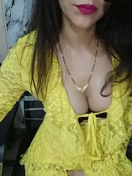 lovelyrosewifey webcam