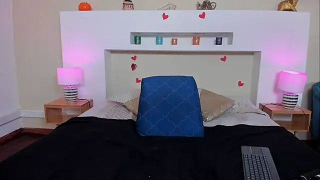 Sara_Deen webcam