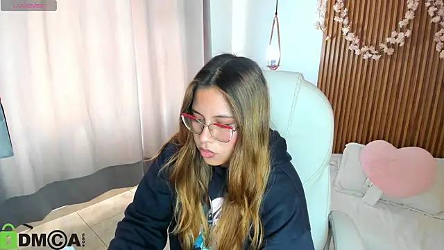 Evely_crosss webcam