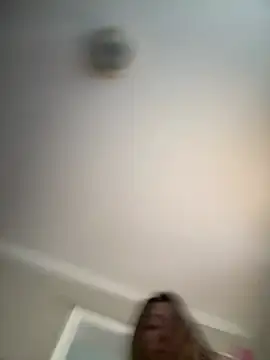 MiraKisss webcam