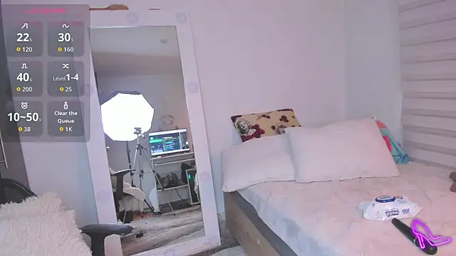 SharonVelvet webcam