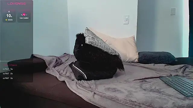 Lucio__Fox webcam