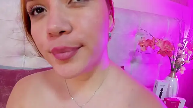 Samanta_Rave webcam