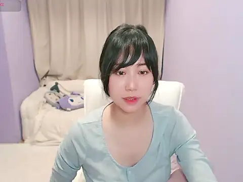 lingeringvoice webcam