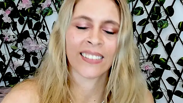 samanthaExsotic webcam