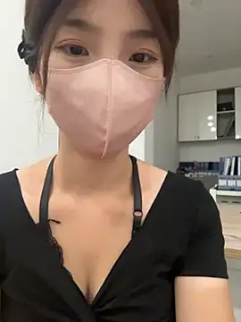 gougou13 live sex cam
