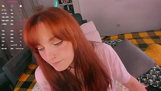 Alice_CutePerv webcam