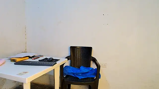 Oh_Tique webcam