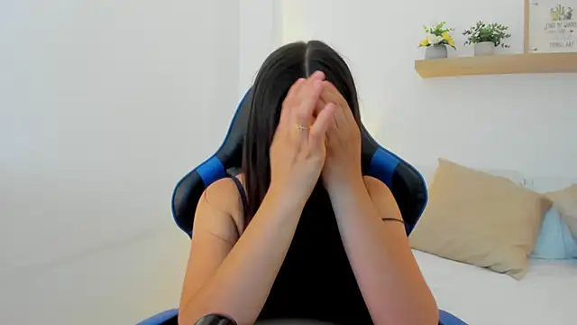 bella_99_ webcam