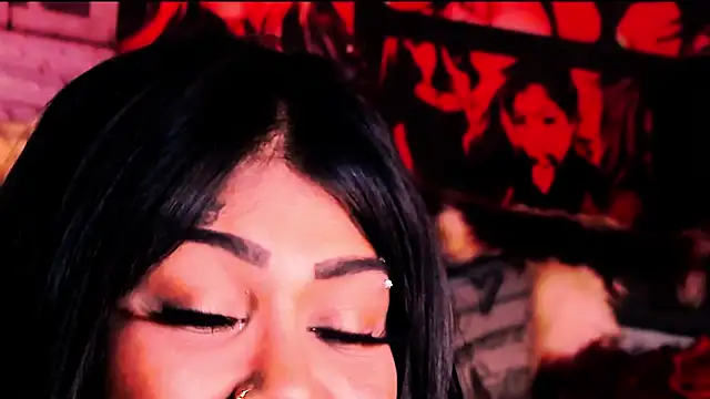 indian_dreamgirl webcam