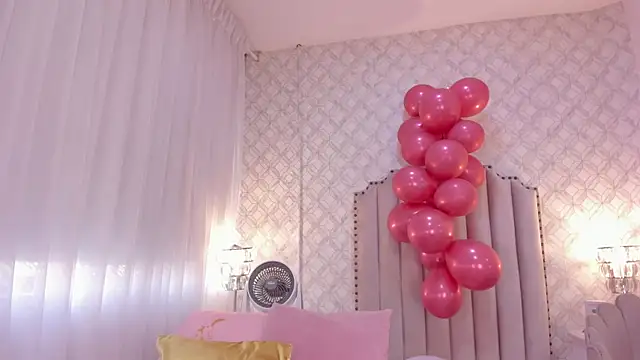 katherine_glow webcam