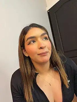 jenn_fit live cam on StripChat