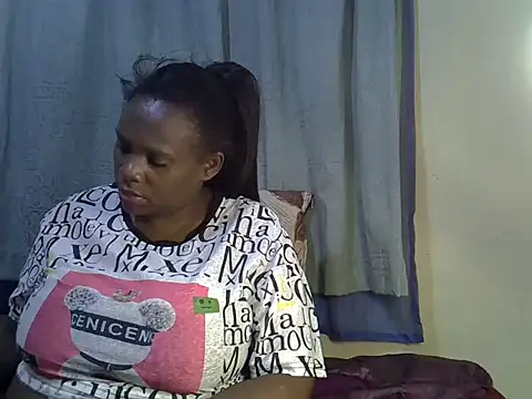 Boobs_sw webcam