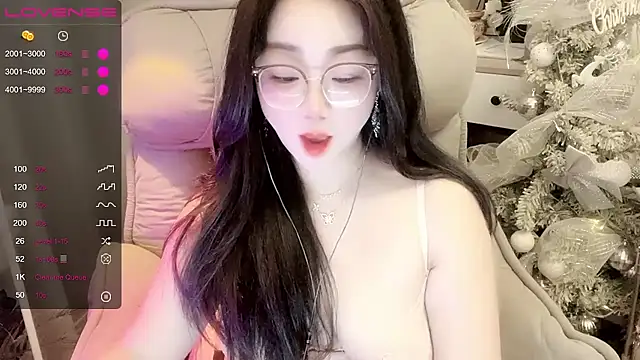 Monica-666888- webcam