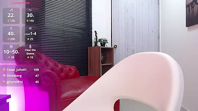 zoe_lynch77 live cam on StripChat