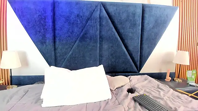 Olivia_Collinns1 webcam