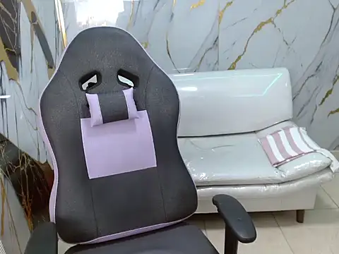 naomis_36 webcam