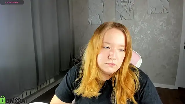 Sophia_Millery webcam