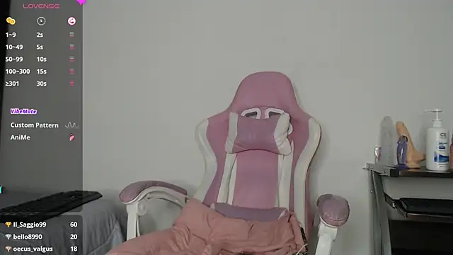 Jessica_Dove webcam