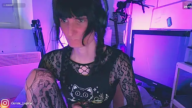 CeriseLapine webcam
