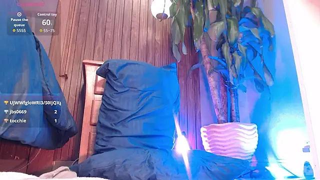 colby_driscoll's live room