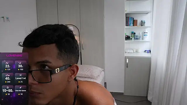 Paradise_boy__ webcam