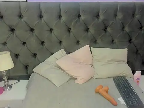 Kivi_Fox webcam